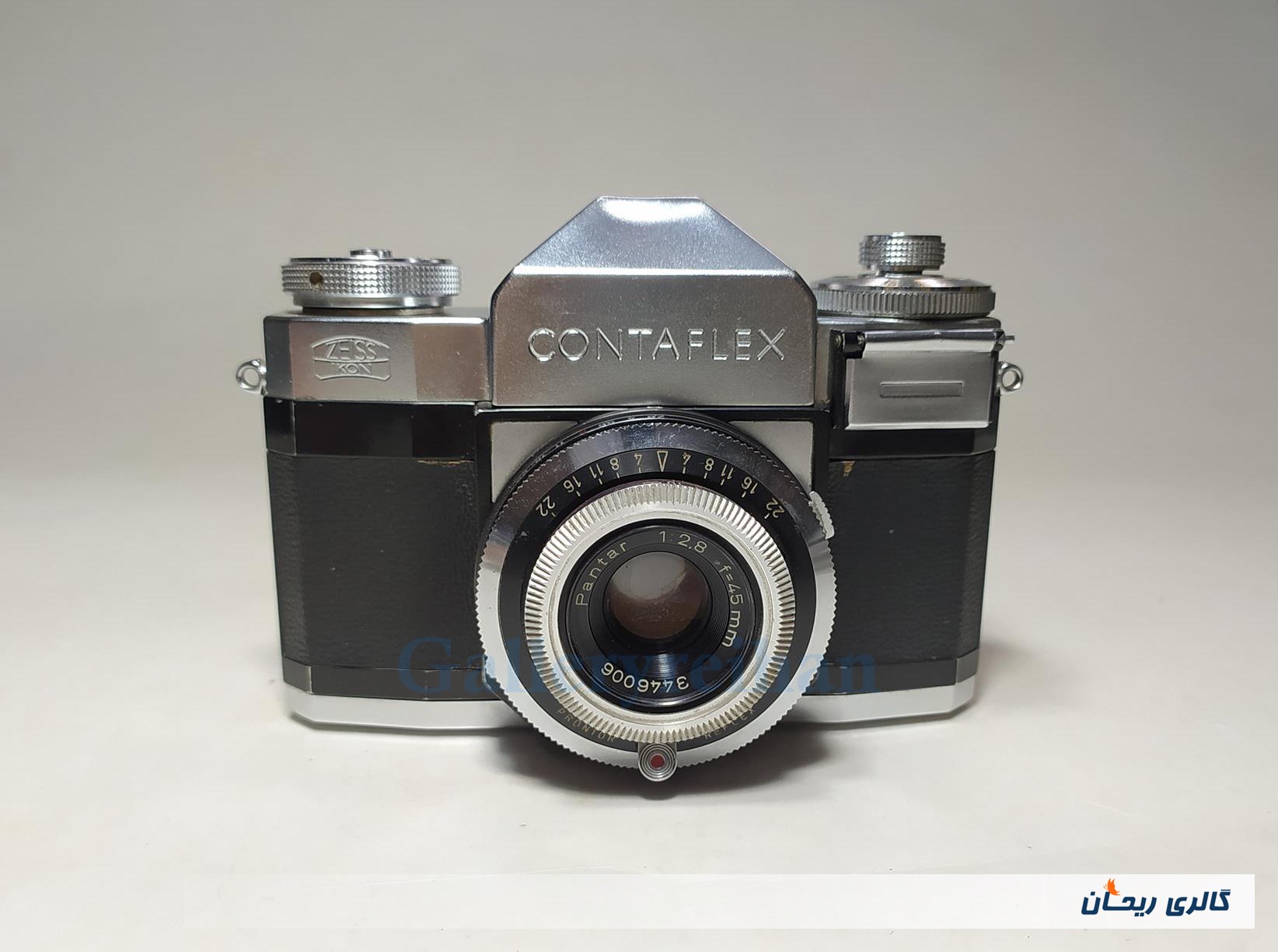 دوربین کلکسیونی Zeiss Ikon CONTAFLEX