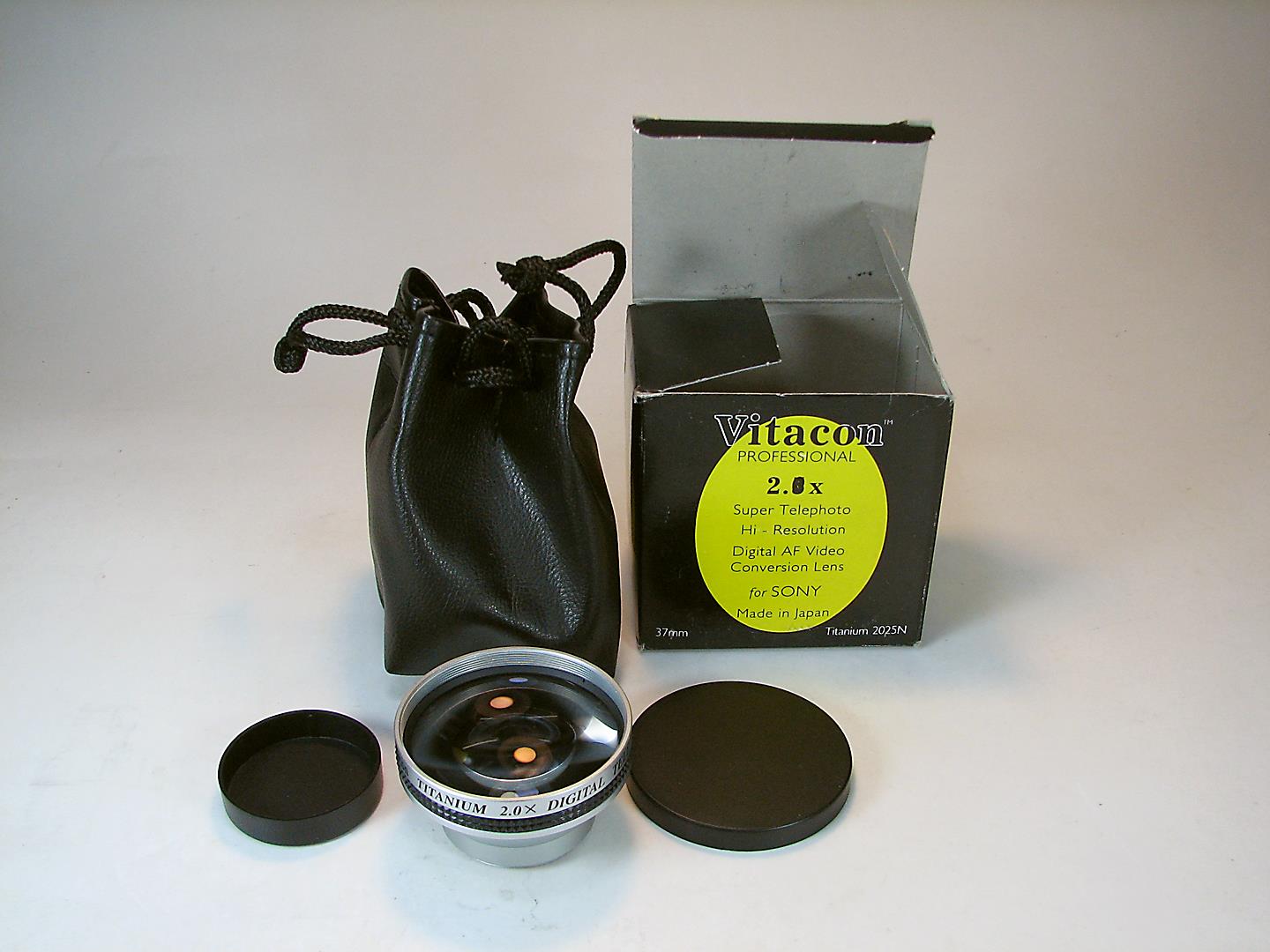 لنز 37MM مبدل تله VITACON TITANIUM 2X 