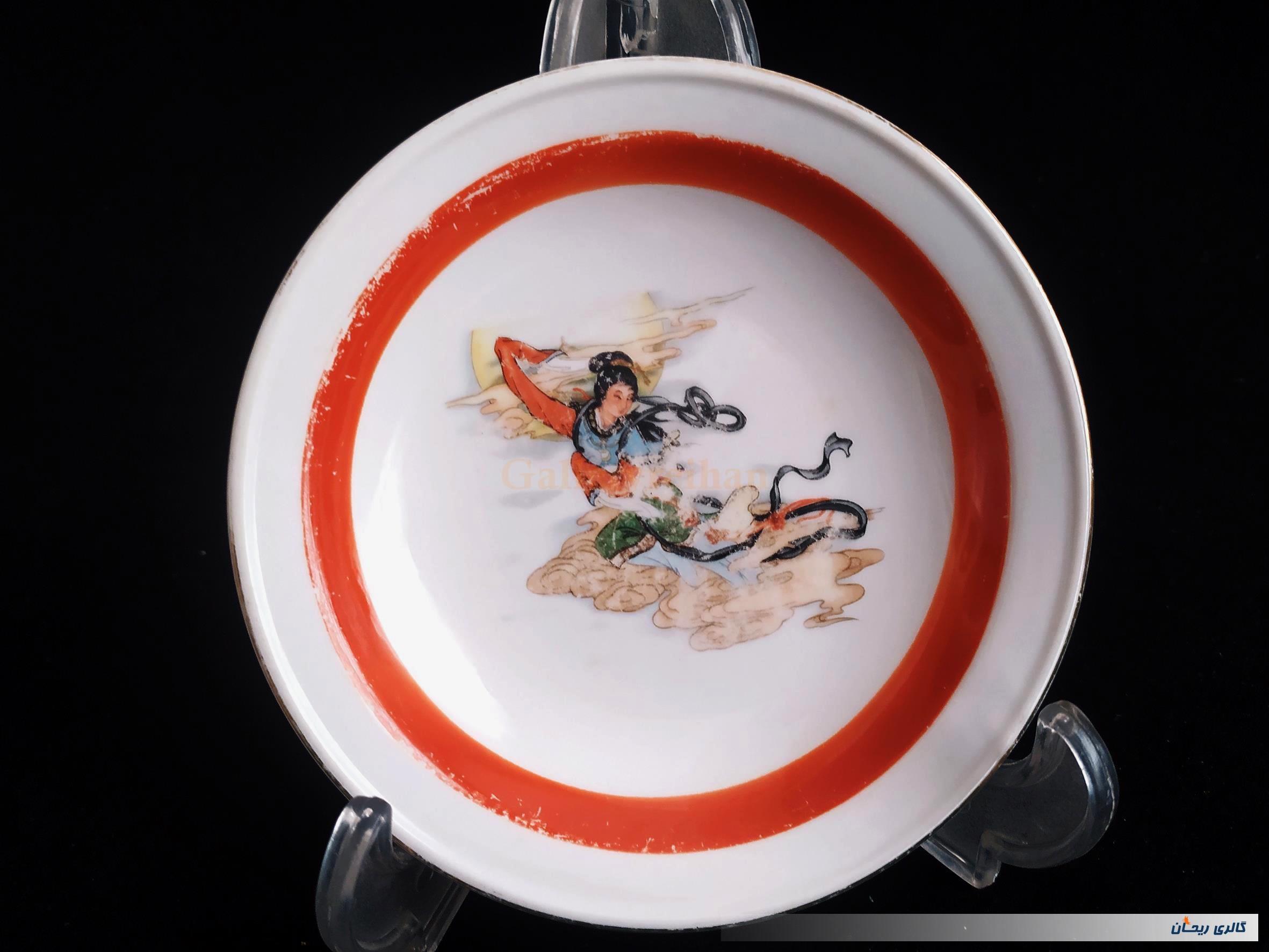 دیوارکوب قدیمی طرح زن چینی سایز کوچک 