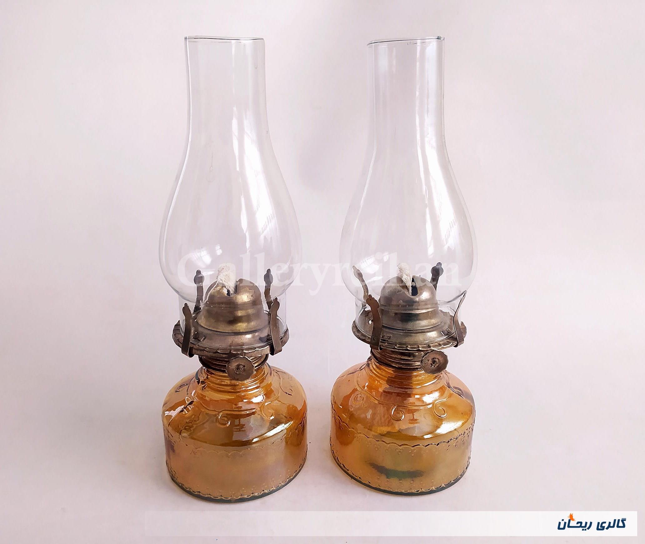 یک جفت چراغ نفتی آجری قابل استفاده 