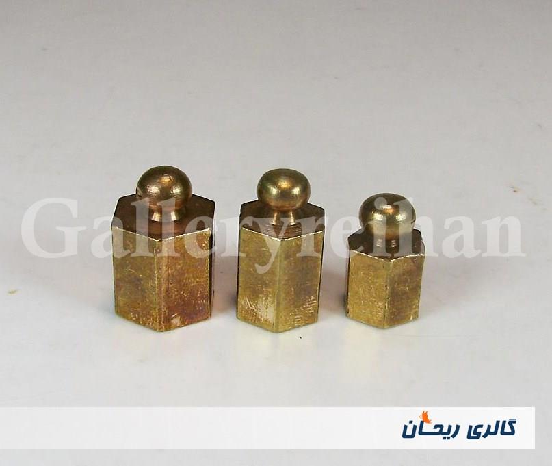 3 عدد وزنه قدیمی برنجی 2 و 3 و 4 مثقالی