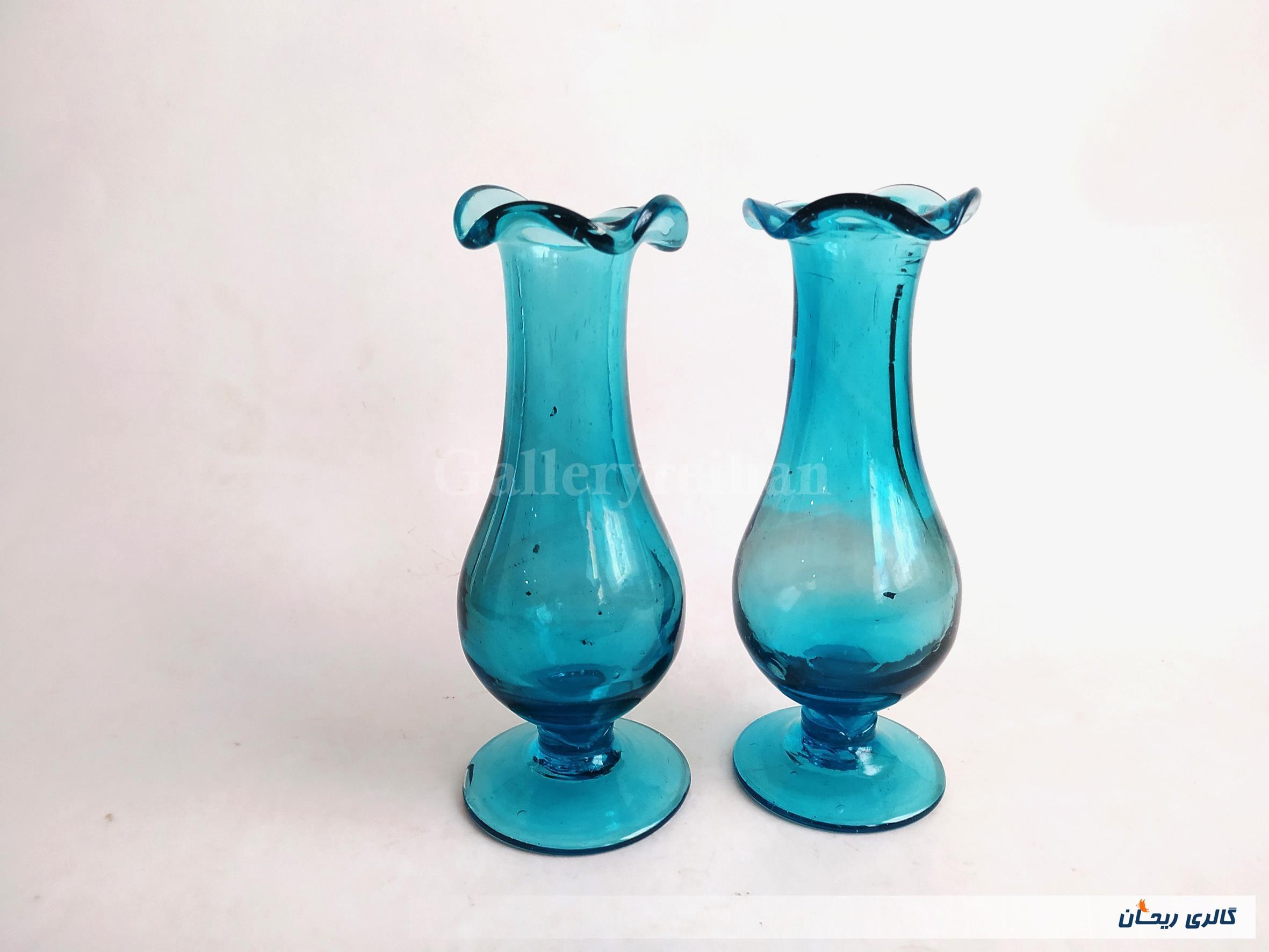 2 گلدان پایه دار قدیمی دستساز آبی پررنگ 