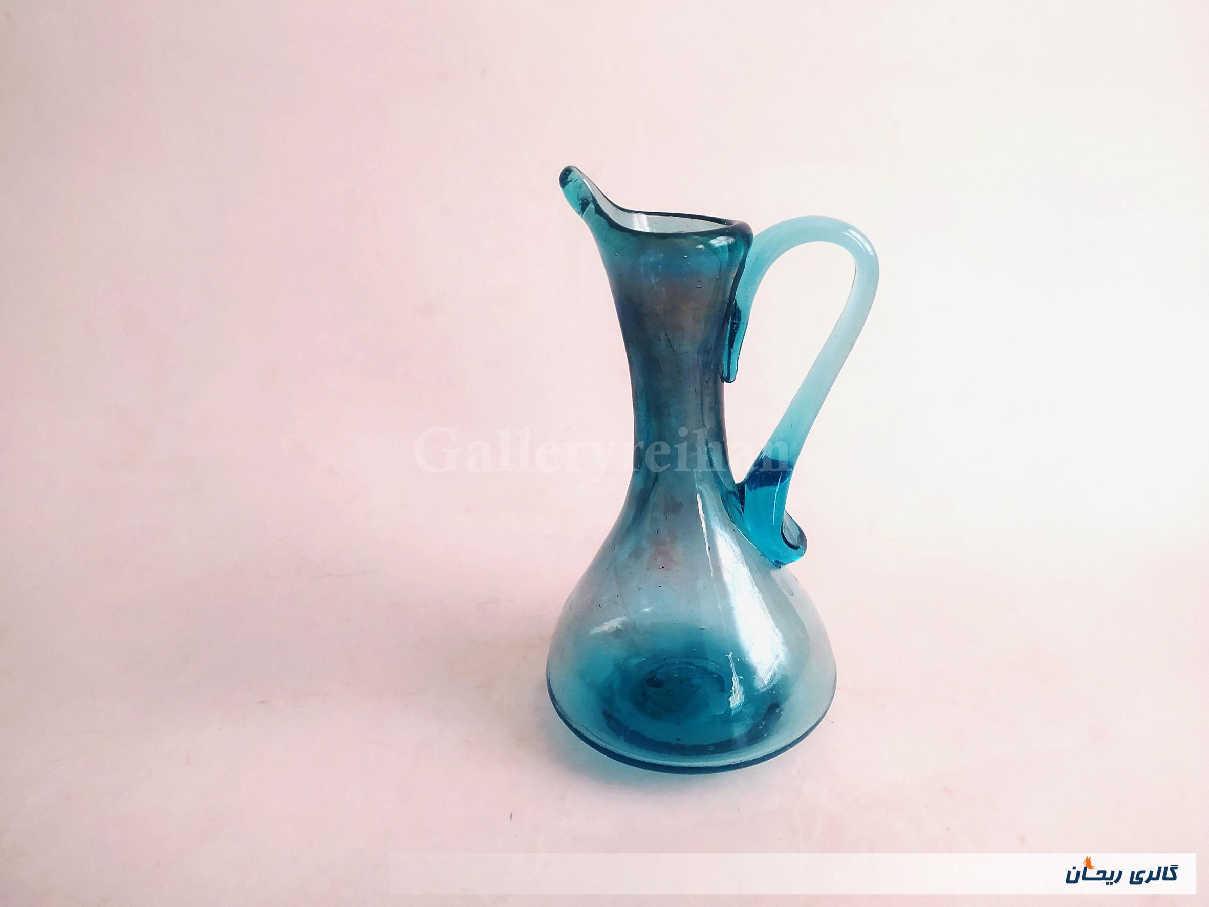 پارچ مینیاتوری و کوچک دستساز شیشه ای آبی 