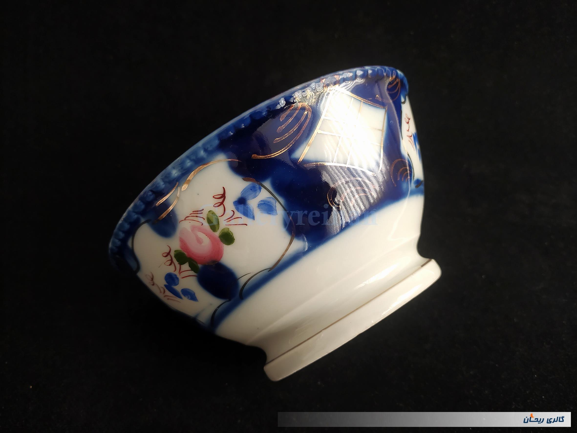 کاسه لاجوردی کوزنیسوف کاردست و بسیار زنده 