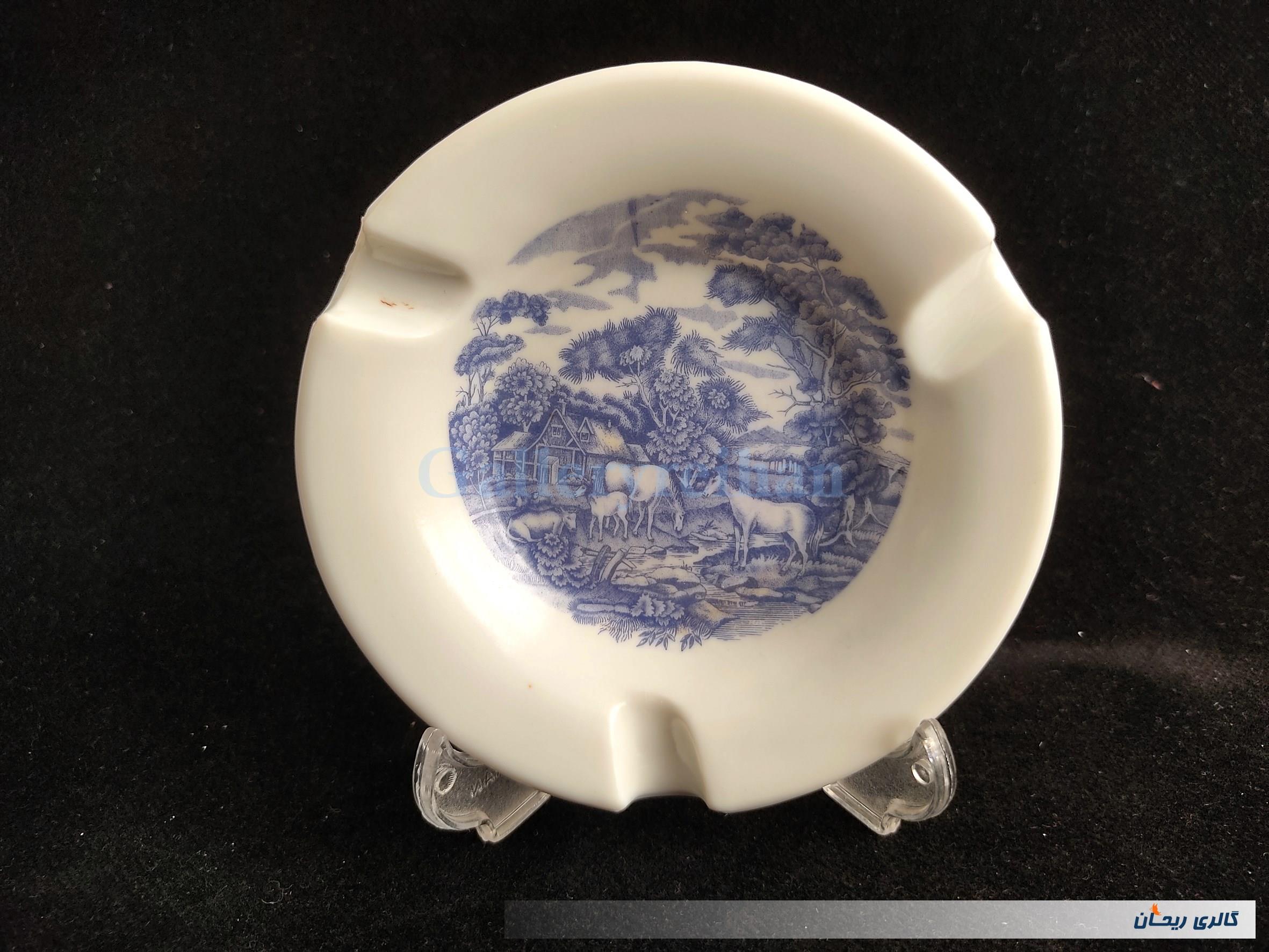 زیرسیگاری ملامین قدیمی و استفاده نشده 