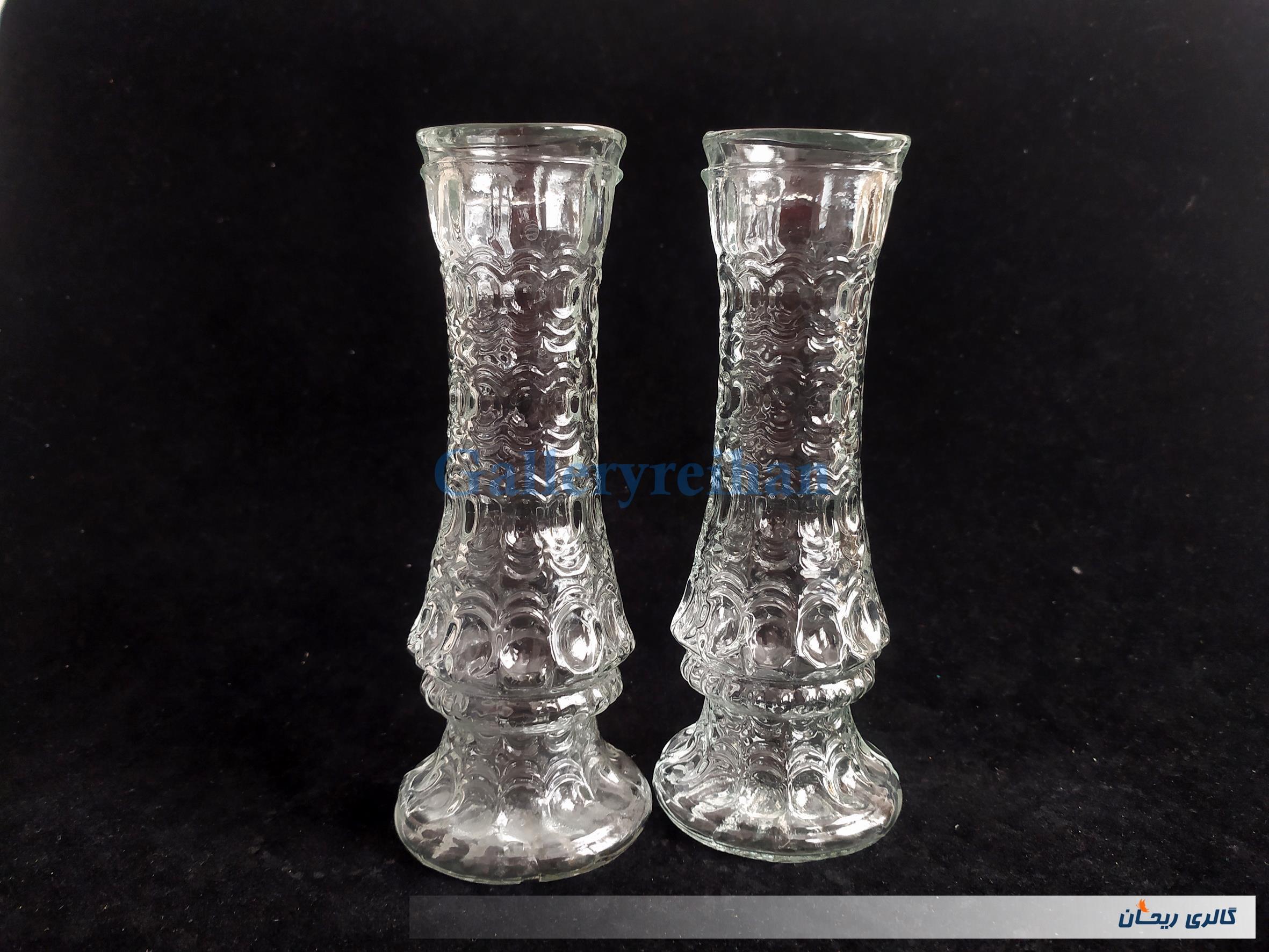 جفت گلدان شیشه ای قدیمی و زیبا 