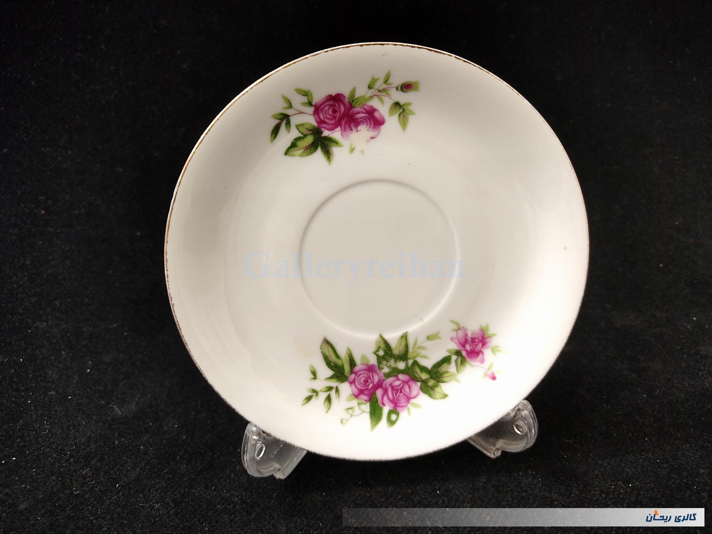 دیوارکوب یا زیرفنجانی گل سرخی قدیمی 