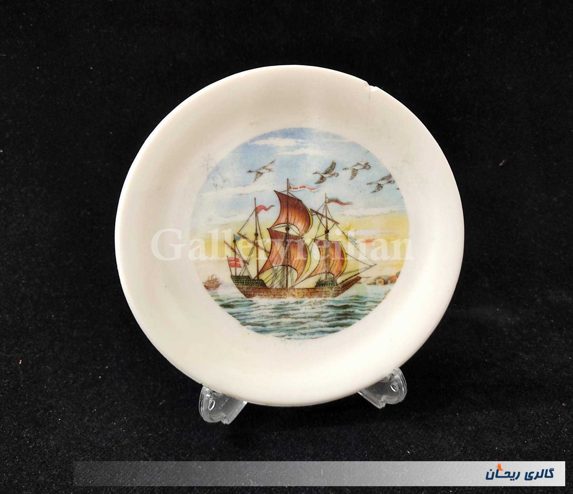 دیوارکوب ملامین قدیمی طرح کشتی