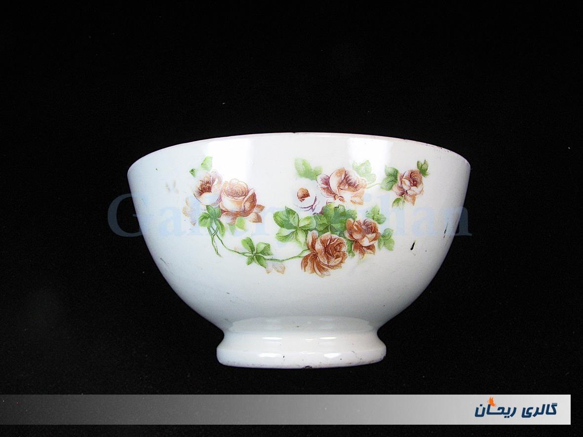 کاسه روسی نقاشی دست قدیمی طرح گل سرخی 