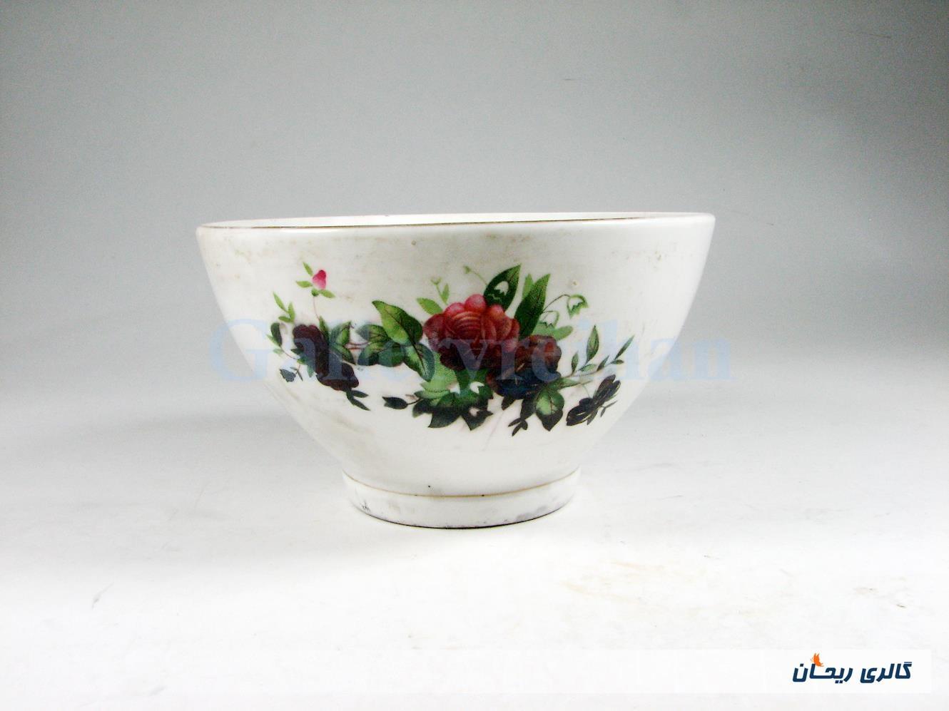 کاسه چینی گل سرخی قدیمی 