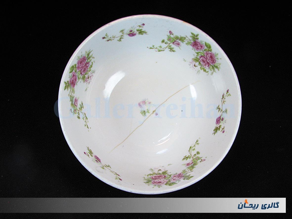 کاسه کلکسیونی گلسرخی بیکعب پر گل KPM 