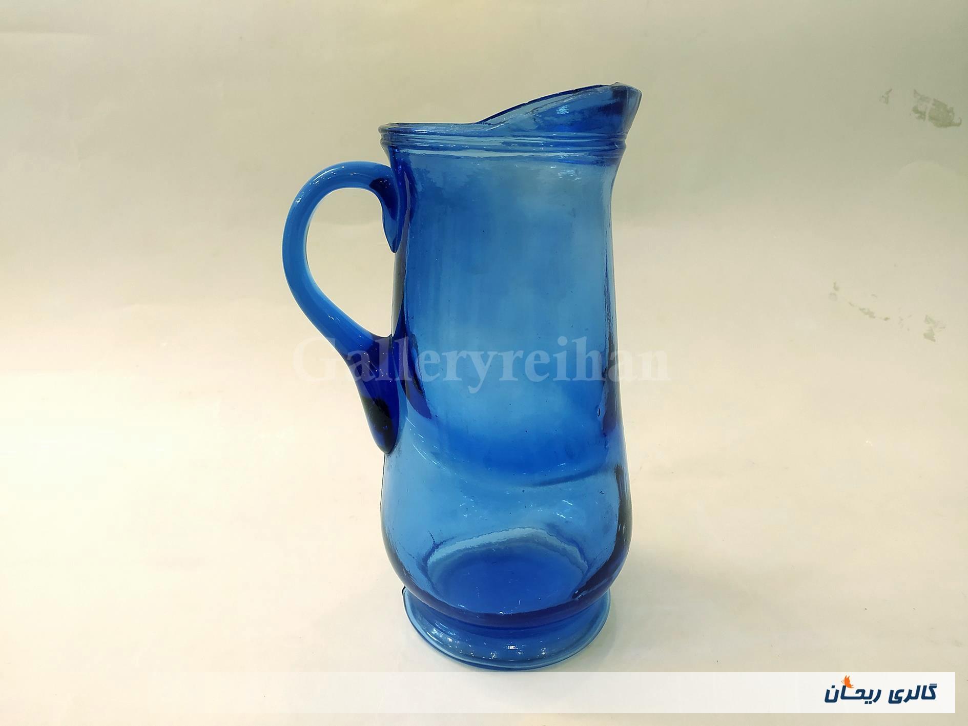 پارچ شیشه ای رنگ آبی قدیمی زیبا دست ساز