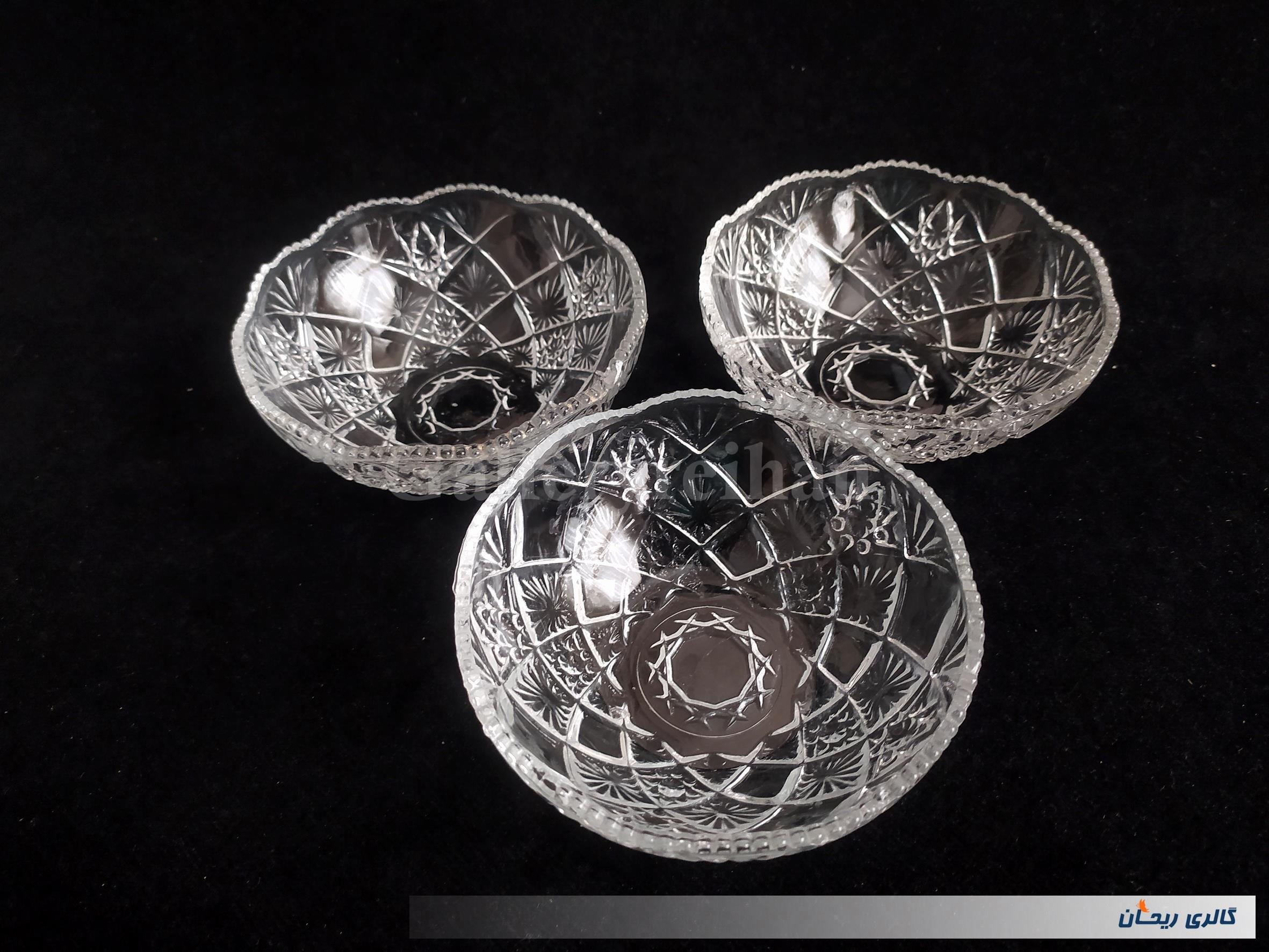 3 عدد کاسه بلوری قدیمی و بسیار زیبا 