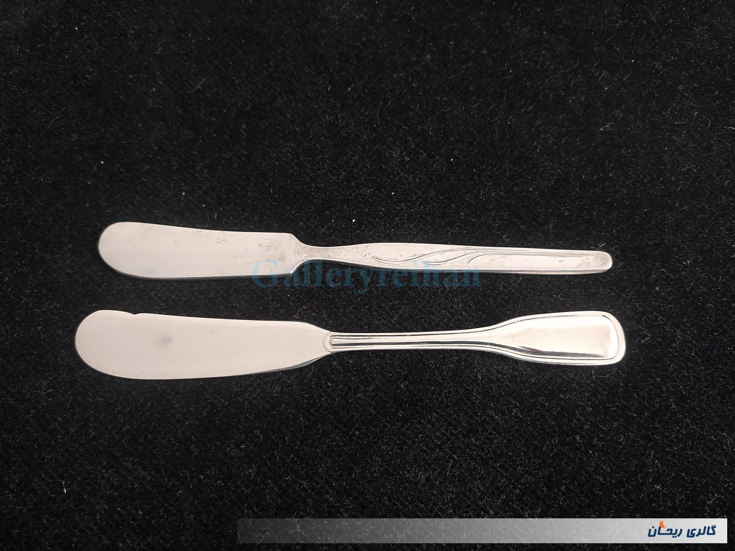 2 چاقو کره خوری قدیمی زیبا دو طرح مختلف 