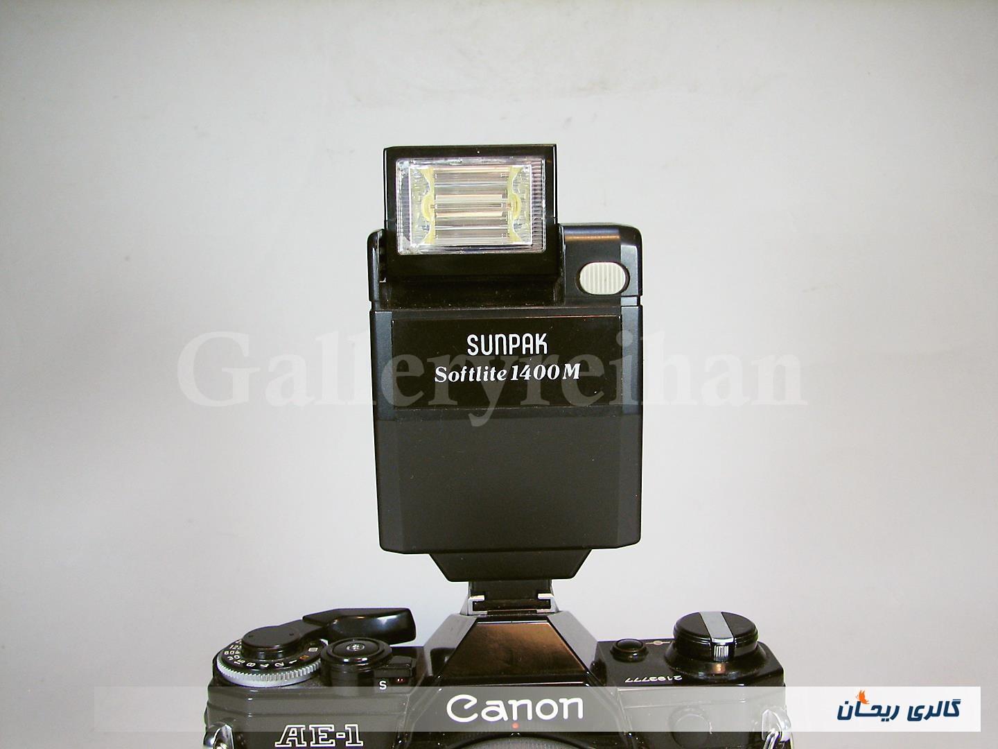 فلاش قدیمی مارک SUNPAK Softlite 1400m 