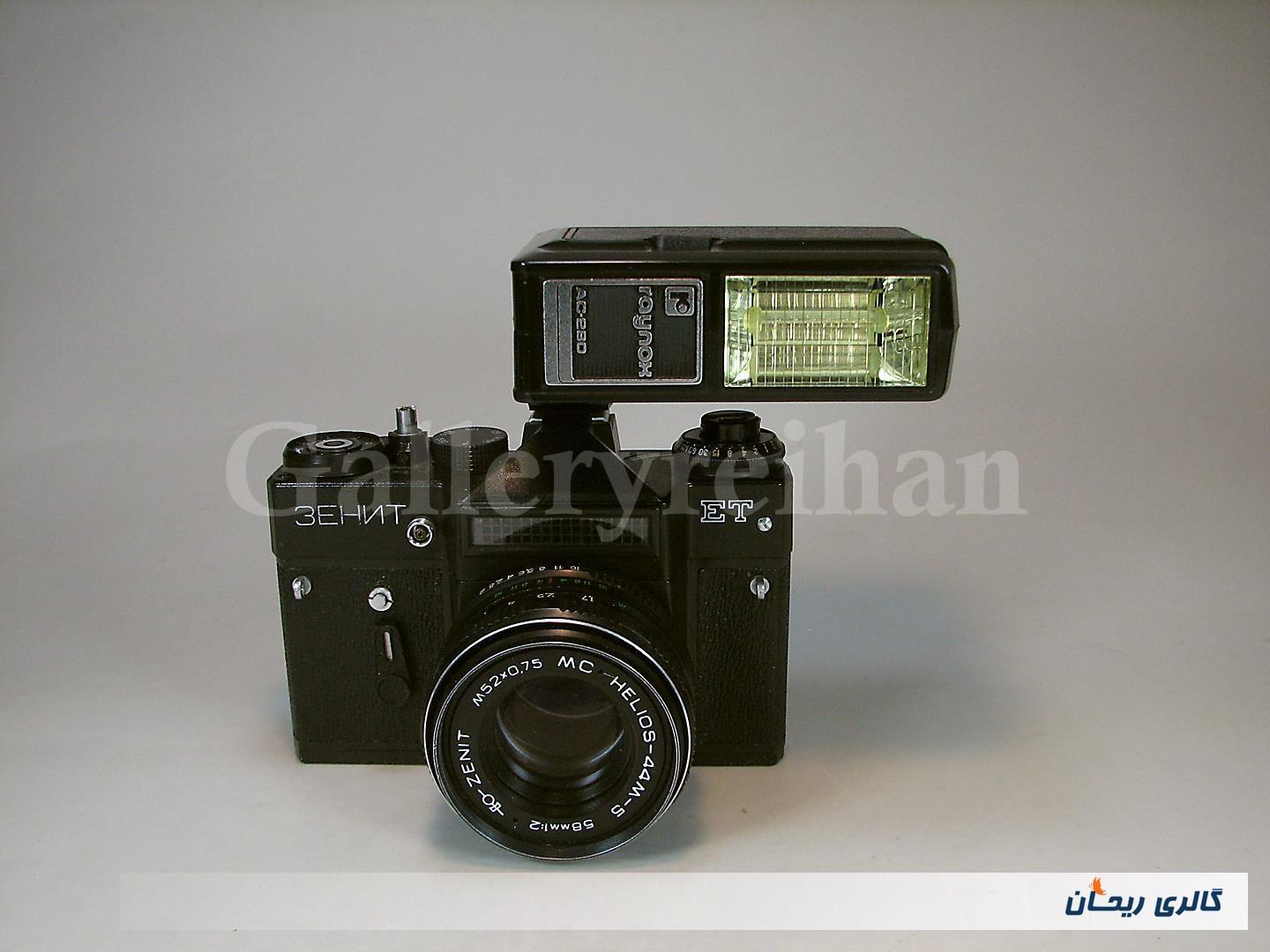 فلاش قدیمی مارک raynox AC.280 ساخت ژاپن 