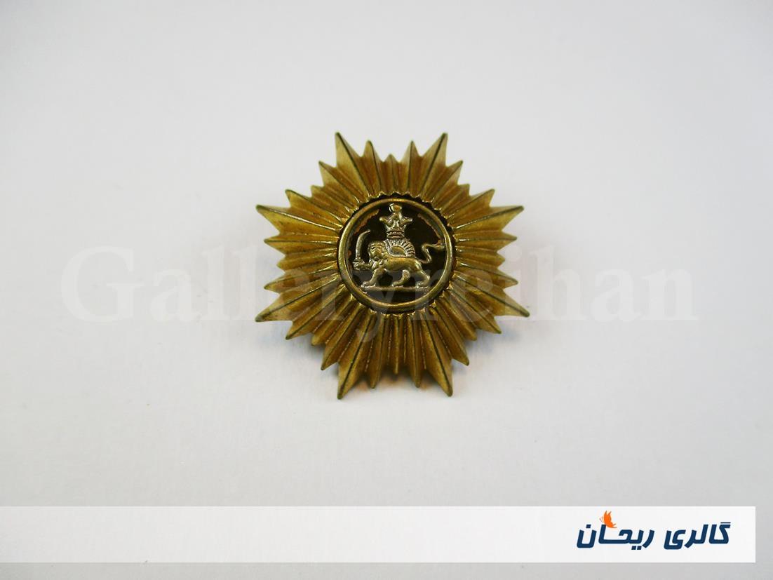 1 عدد درجه یا قپه سرهنگی قدیمی 