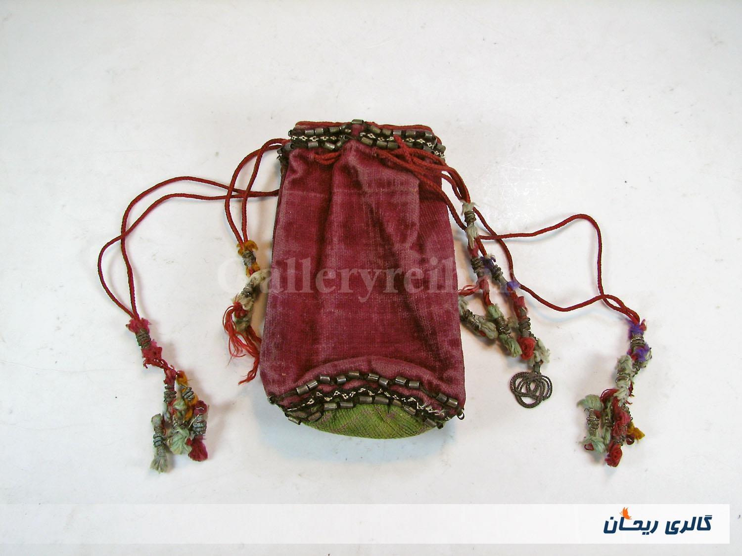 کیسه پول کمیاب کلکسیونی با تزئینات نقره 