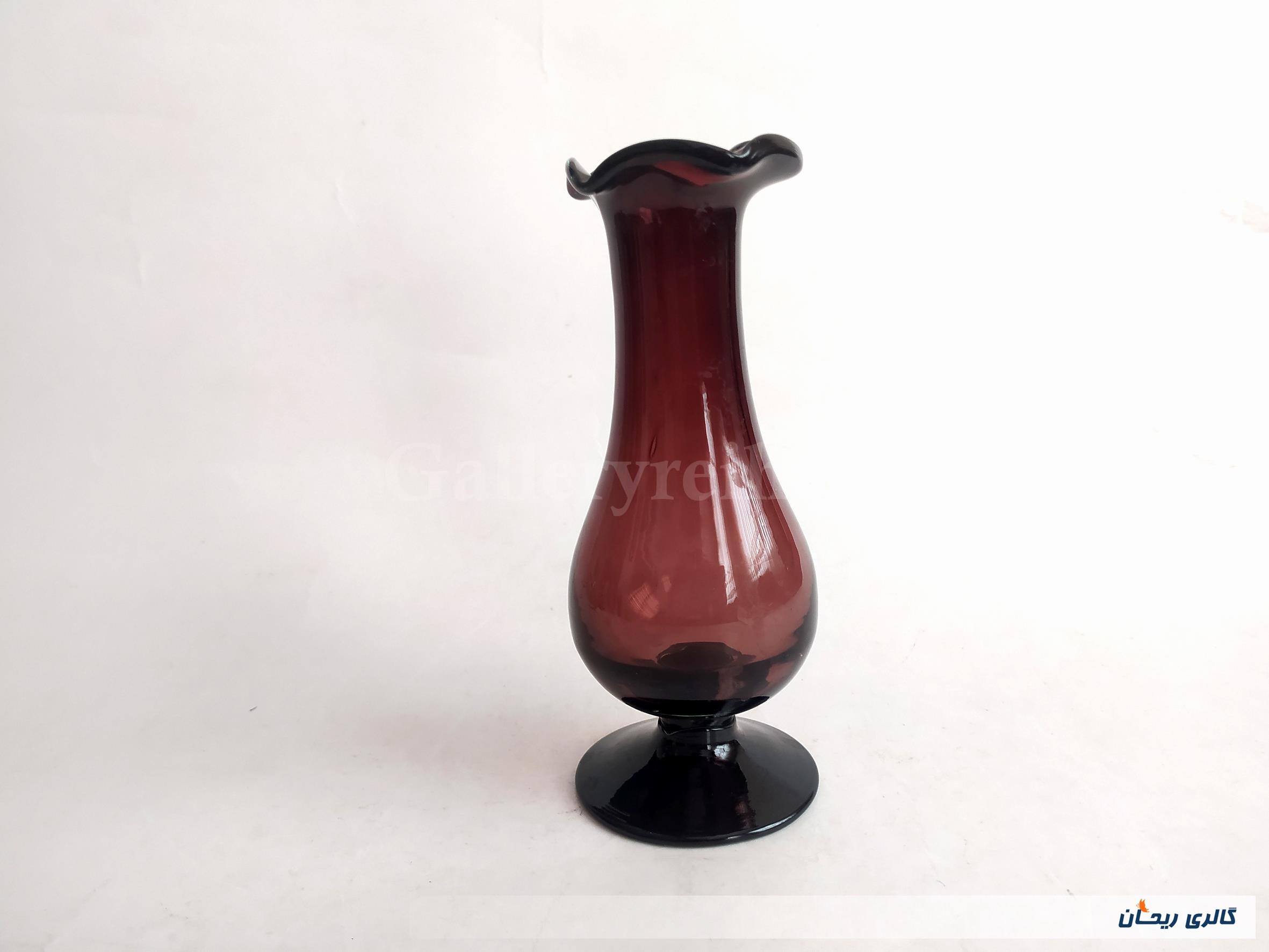 گلدان پایه دار لاله ای قدیمی دستساز زرشکی 