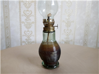 چراغ نفتی قدیمی شیشه ای ساخت هنگ کنگ 