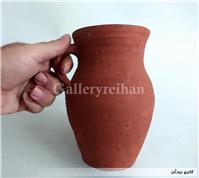 کوزه یا خمره قدیمی قرمز بدون لعاب تک دسته 