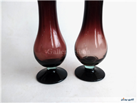 2 عدد گلدان پایه دار قدیمی دستساز زرشکی 