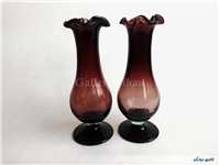 2 عدد گلدان پایه دار قدیمی دستساز زرشکی 