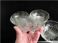 4عدد کاسه بلور قدیمی طرح گل مات و براق 