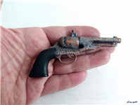 هفت تیر مسی قدیمی دکوری با دسته پلاستیکی   