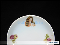 دیوارکوب یا زیرفنجانی قدیمی گل سرخی و چهره