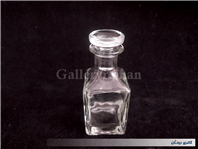 یک عدد شیشه مخصوص نگهداری عطر و مایعات