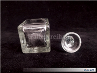 یک عدد شیشه مخصوص نگهداری عطر و مایعات