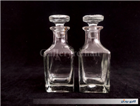 یک جفت شیشه مخصوص نگهداری عطر و مایعات